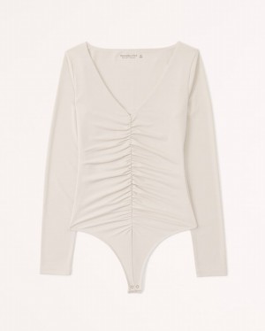 Abercrombie Long-sleeve Ruched V-neck Bodysuit Dam Grädde | 0678-FPIZW