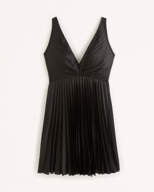 Abercrombie Plunge Pleated Mini Klänning Dam Svarta | 1397-FHMOK