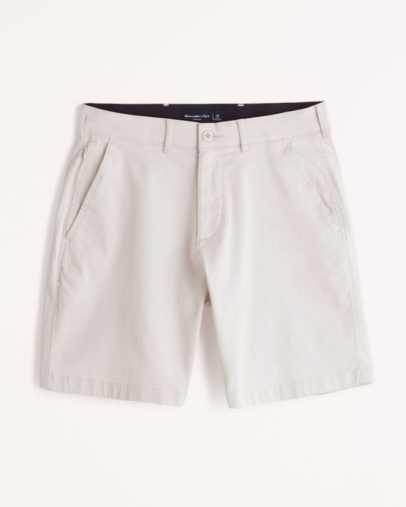 Abercrombie 9 Inch Modern Plainfront Shorts Herr Vita  | 5734-IVHFP