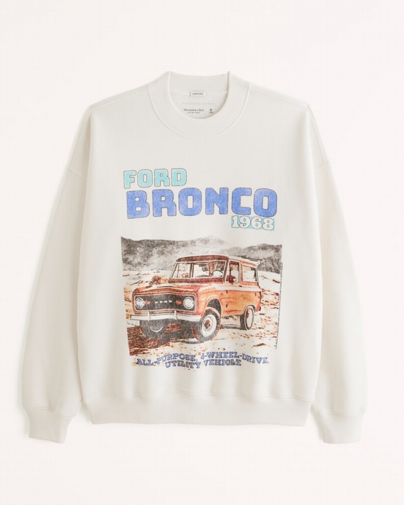 Abercrombie Bronco Graphic Crew Tröjor Herr Vita  | 7214-SAGZF