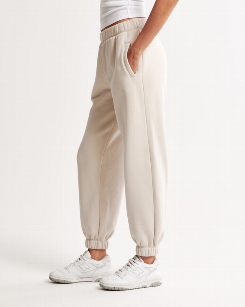 Abercrombie Essential Oversized Sunday Sweatpants Dam Bruna  | 7423-RPUCZ