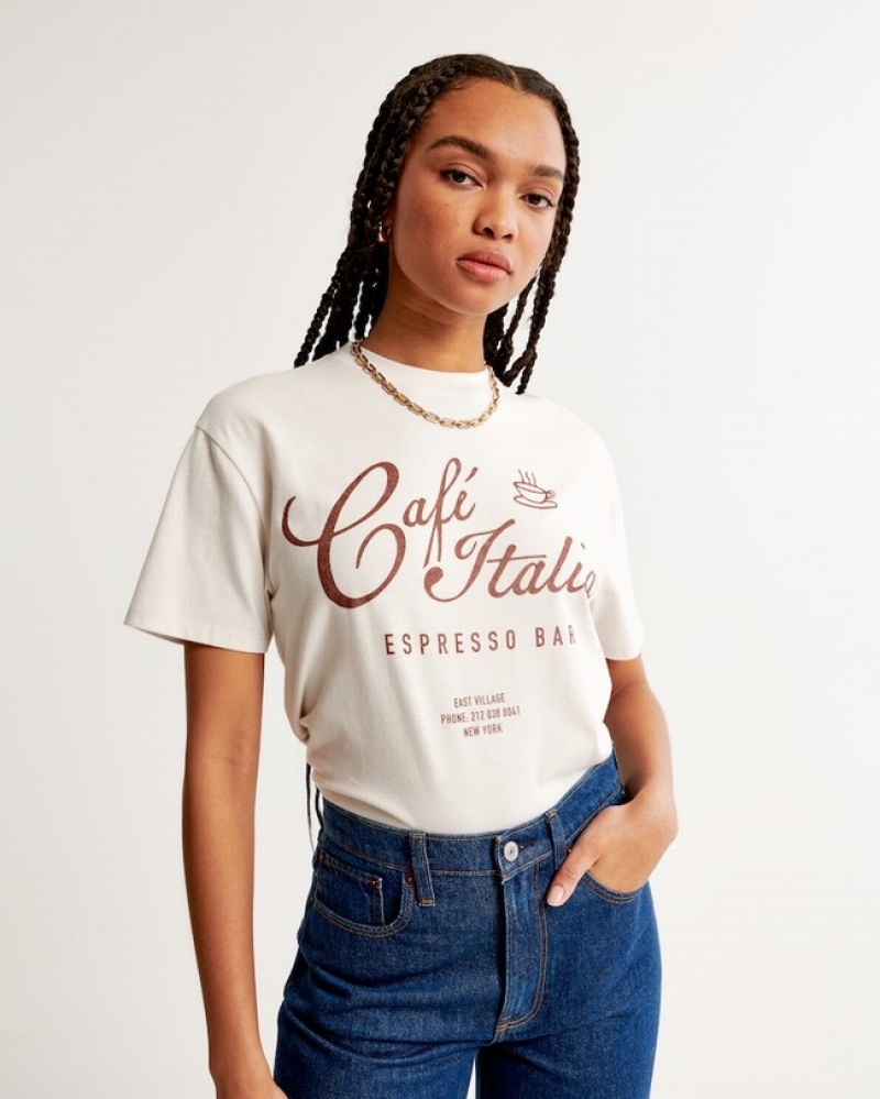 Abercrombie Oversized Boyfriend Cafe Graphic T-shirt Dam Grädde  | 7369-FDINW