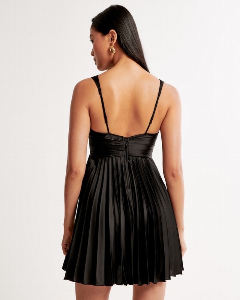 Abercrombie Plunge Pleated Mini Klänning Dam Svarta  | 1397-FHMOK