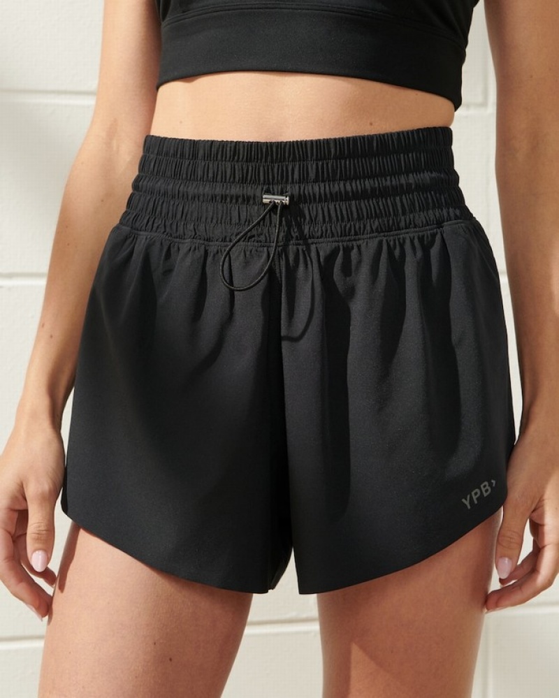 Abercrombie Ypb Motiontek Ultra High Rise Lined Flyaway Shorts Dam Svarta  | 9356-DERTO